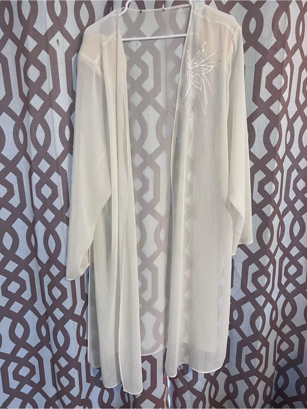 Vintage Sheer White Duster Kimono with Embroidered floral Detail